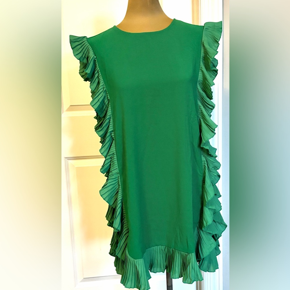 TCEC dress